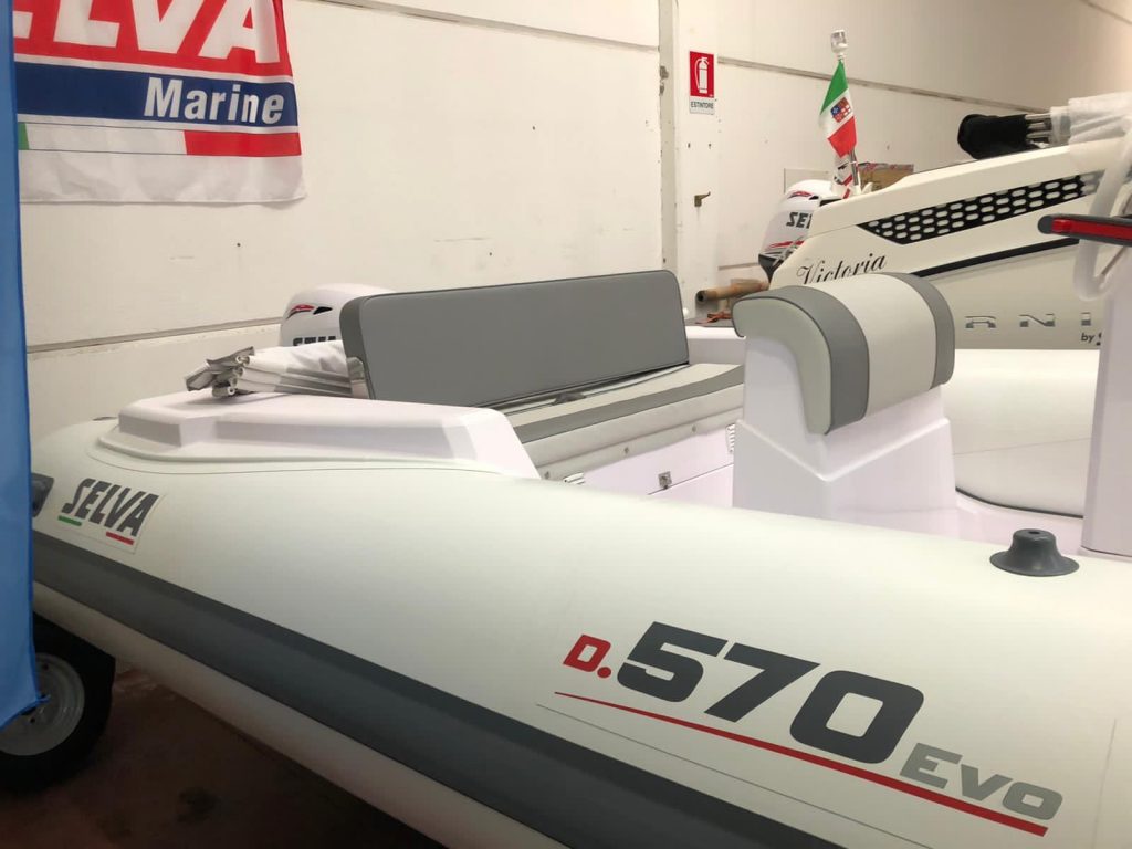 D570-FB-12