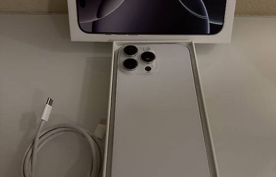 iphone-16-pro-max-3
